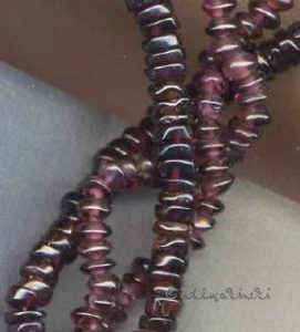 dunkelroter Granat